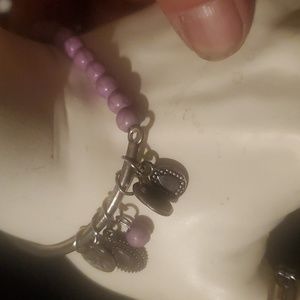 Single bread bracelets